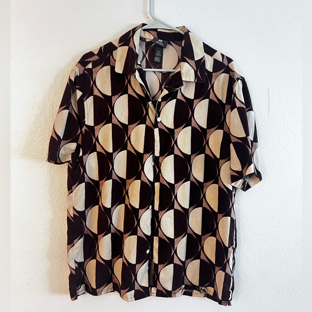 H&M men’s button up shirt size M